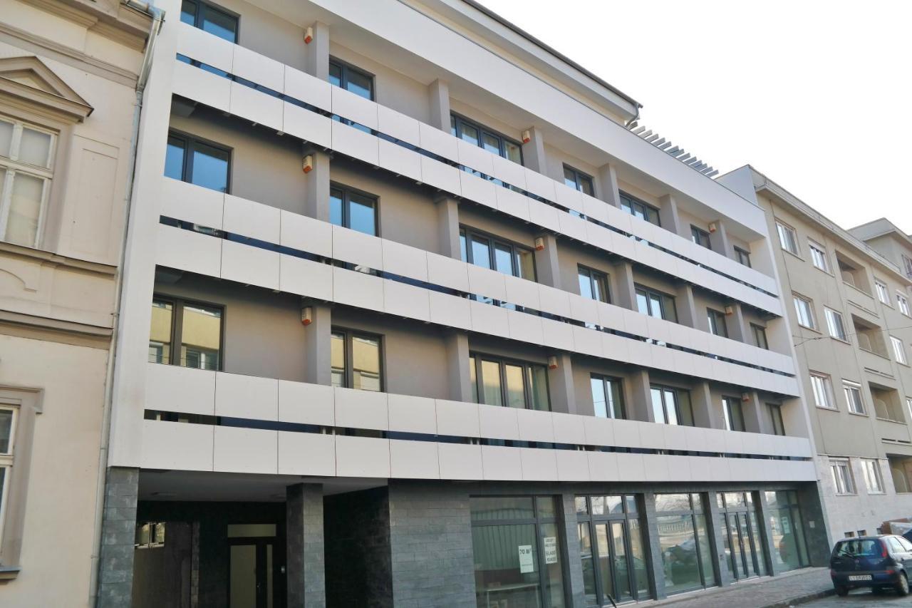 Riverside Apartman Győr Exterior foto